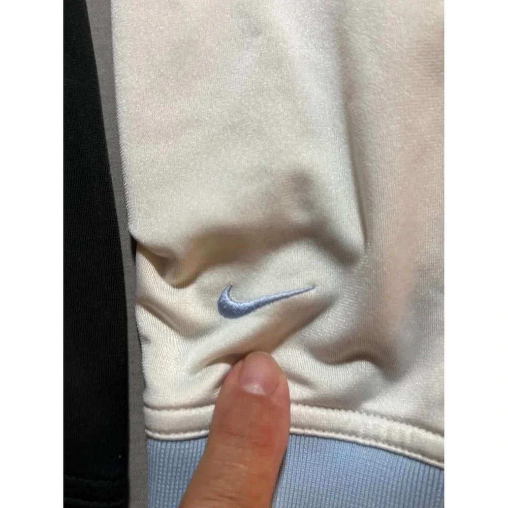 Vintage Nike Sweater Boys XL Blue Striped Full Zip Long‎ Sleeve.
